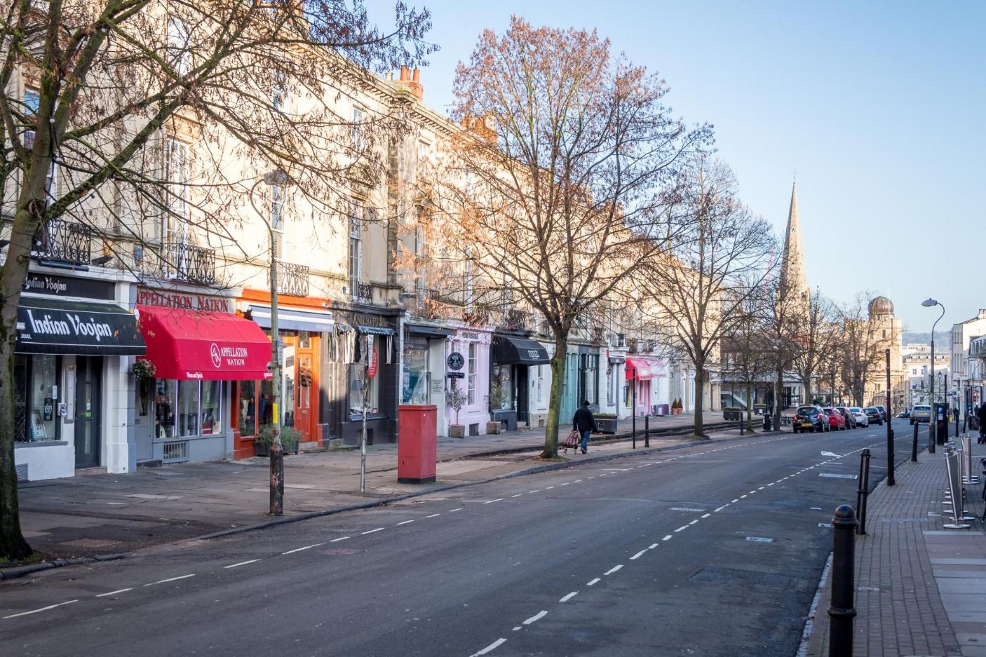 Elliot Oliver - Luxury Three Bedroom Town Centre With Parking Apartamento *